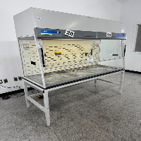 Labconco Purifier 6' Class Safety Enclosure image 0